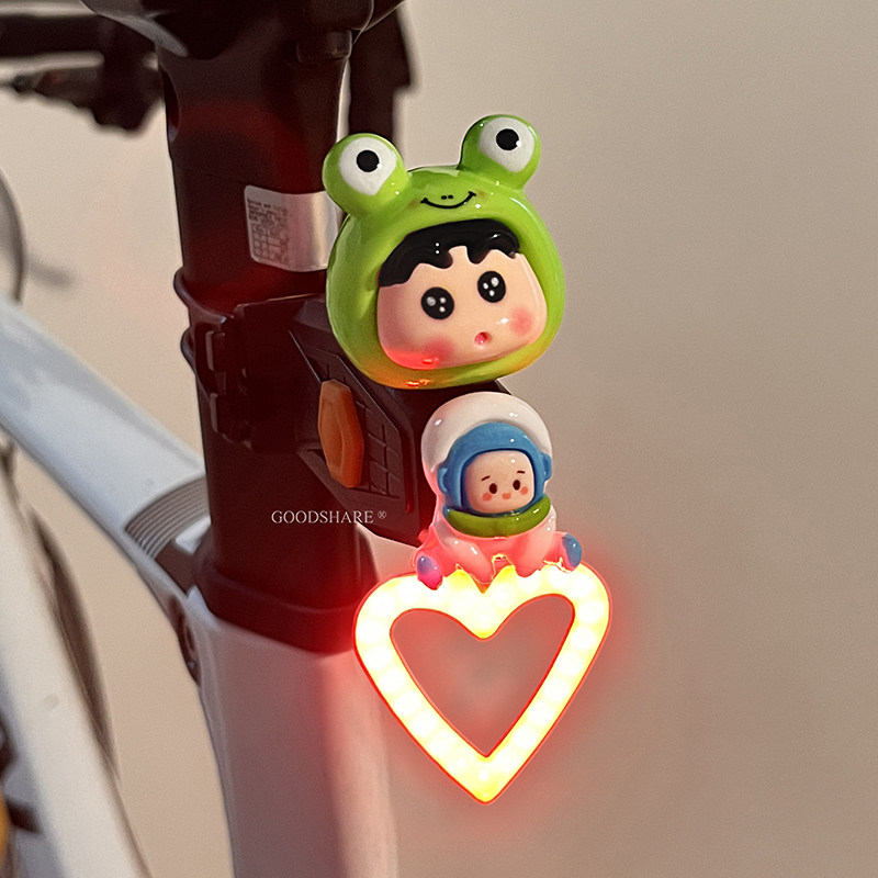 Lanterna Traseira Kawaii Shin- - Mountain Biking In Japan avaliação e preço
